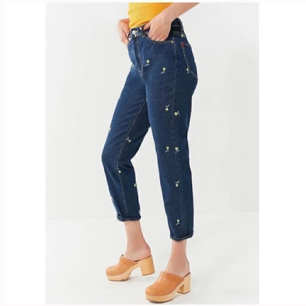 BDG Floral Embroidered Mom High Rise Slim Jean 26